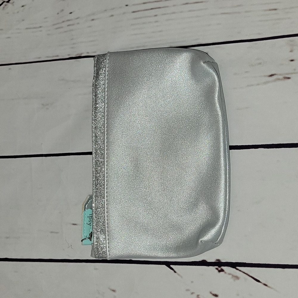 Ipsy cosemtic bag